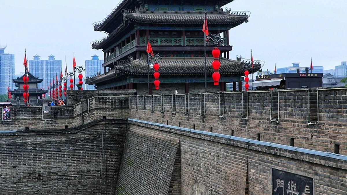 尼克斯G4史诗逆转引名人狂欢教练选择与风险控制成焦点